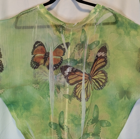Ladies Printed Sheer Blouse with Gemstones. - Picture 2 of 6